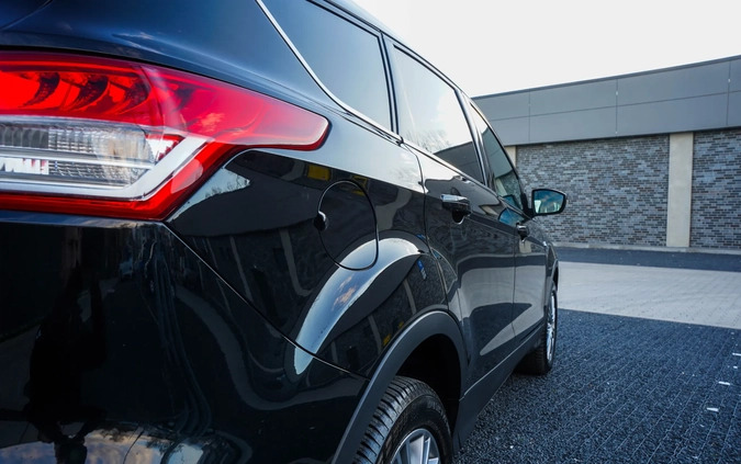 Ford Kuga cena 50000 przebieg: 143122, rok produkcji 2014 z Poznań małe 232